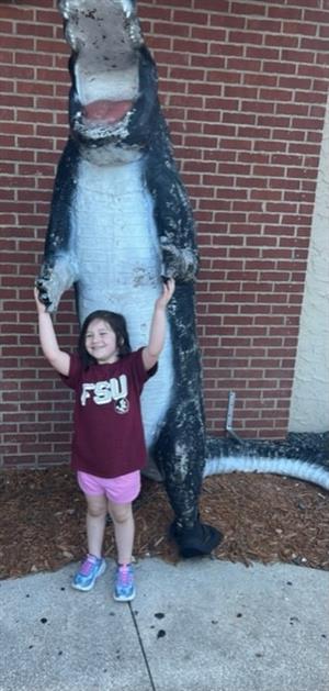 Ariana Travels to St. Augustine & Meets an Alligator