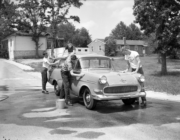 Leon Band Students wash cars behind Cobb (1960)